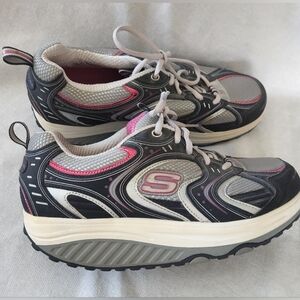 Women's Sketchers Shape Ups Gray Pink Size 9